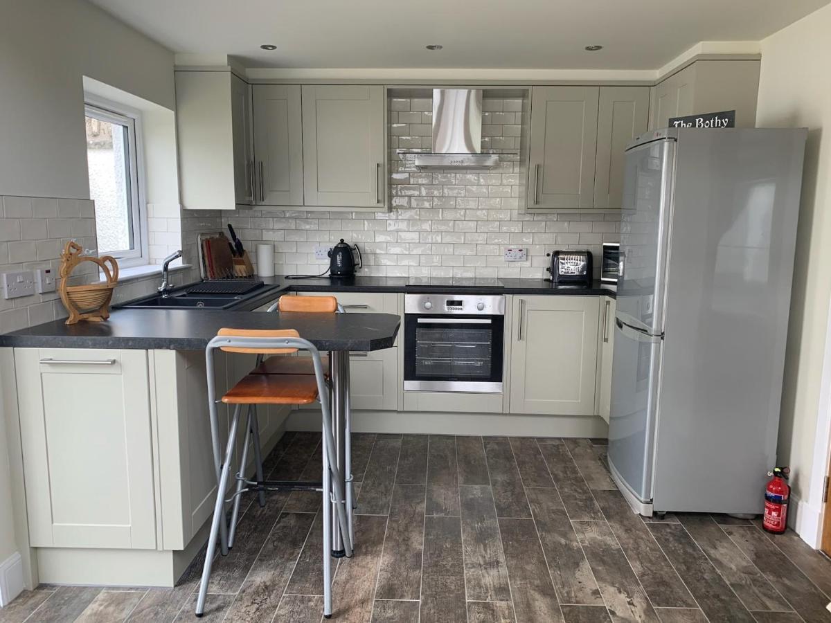 Newton Bothy Apartment Stirling Bagian luar foto